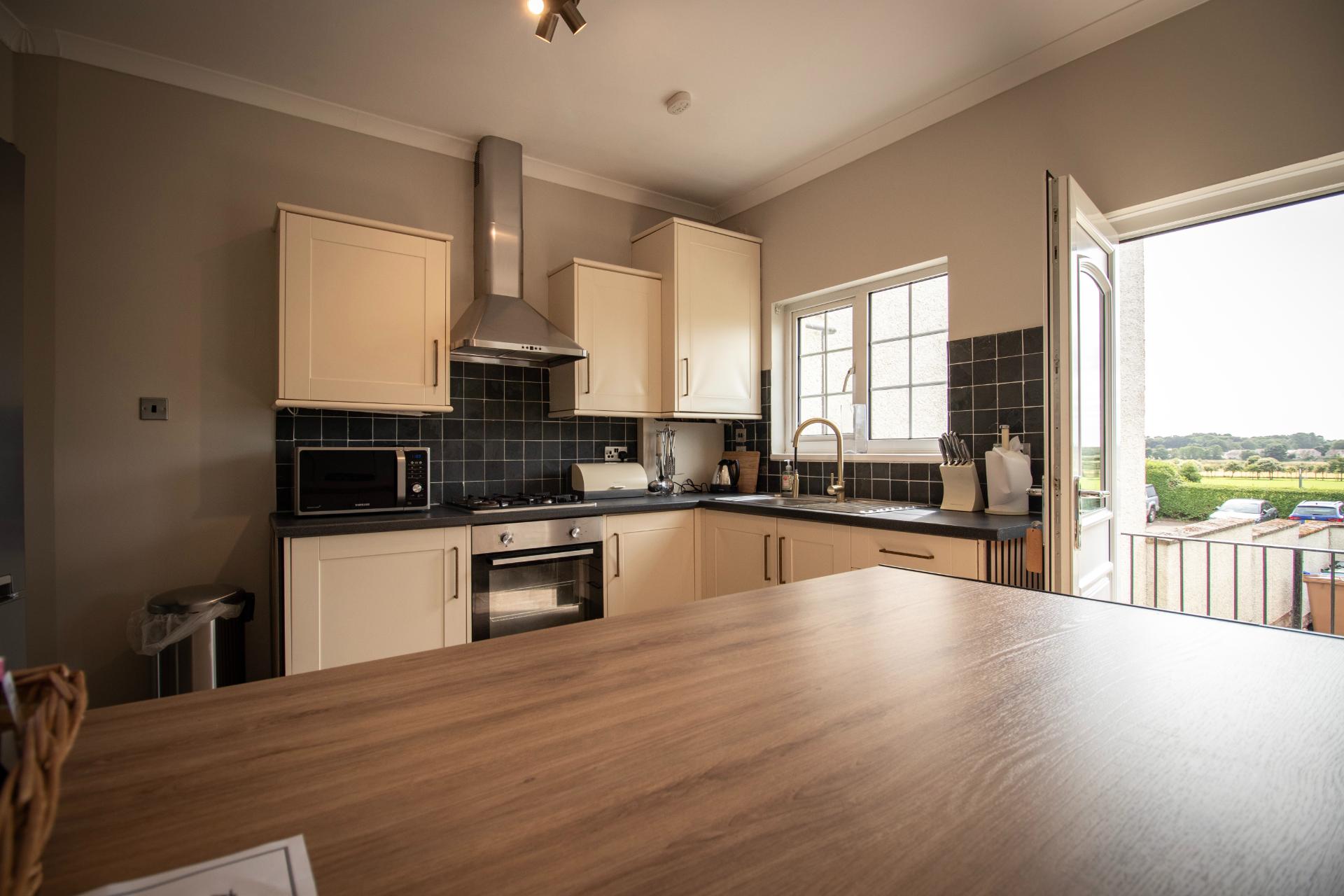 The Loans Inn Self Catering Cottage Ayrshire Kitchen