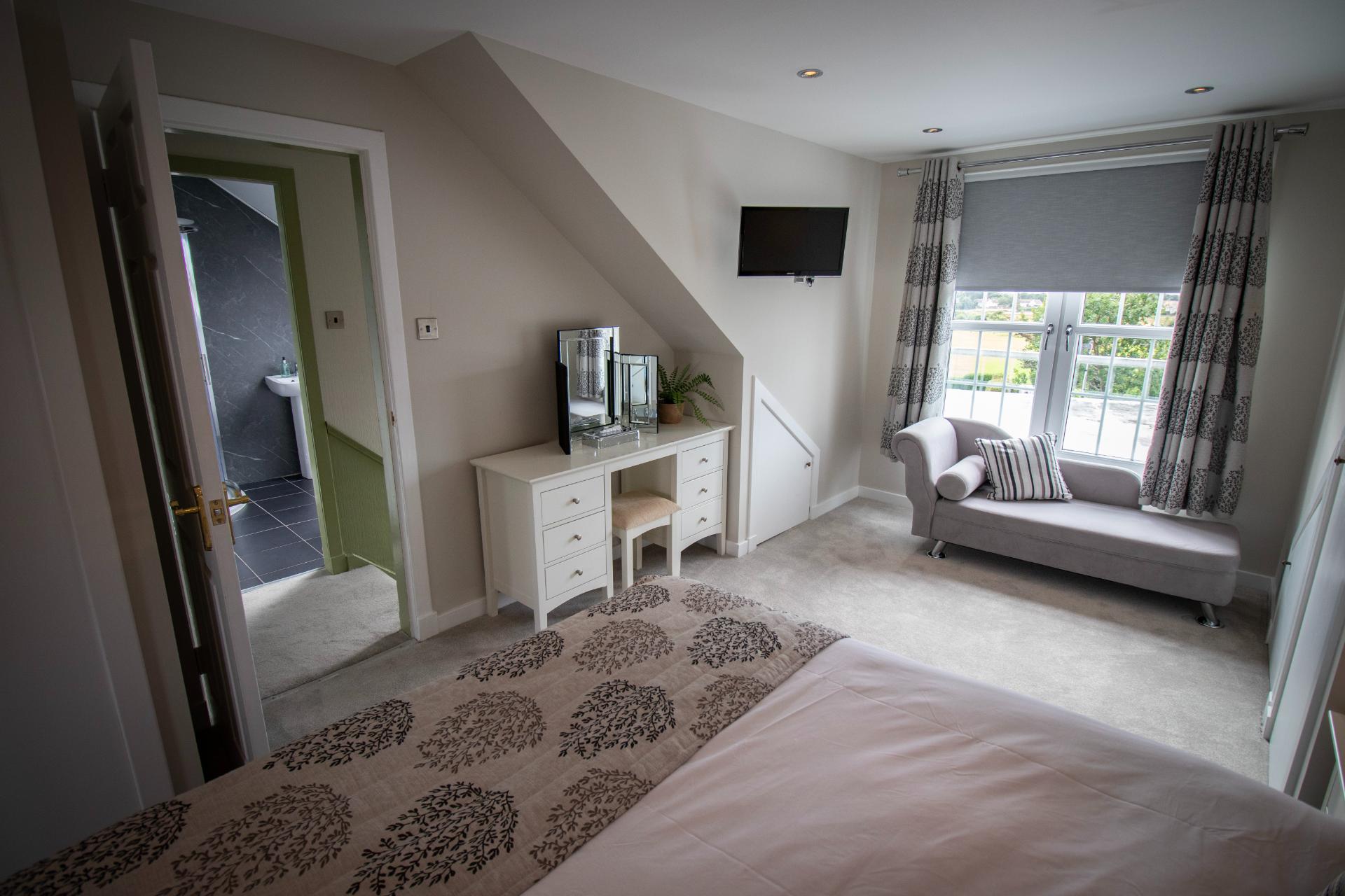 The Loans Inn Self Catering Cottage Ayrshire Bedroom